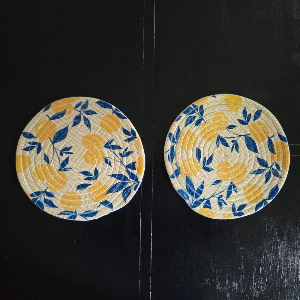 Lemon Large Woven Round Trivets Set of 2. Never Used